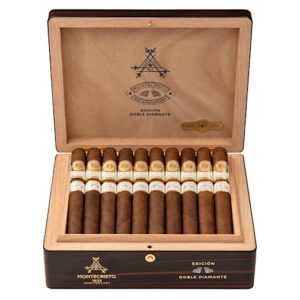 Montecristo Edición Doble Diamante open wooden cigar box displaying ten premium brown cigars with gold and white bands arranged in two rows.