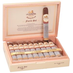 La Aurora Family Creed Fuerte Sol cigar box open displaying multiple cigars with wooden presentation case and family creed certificate.